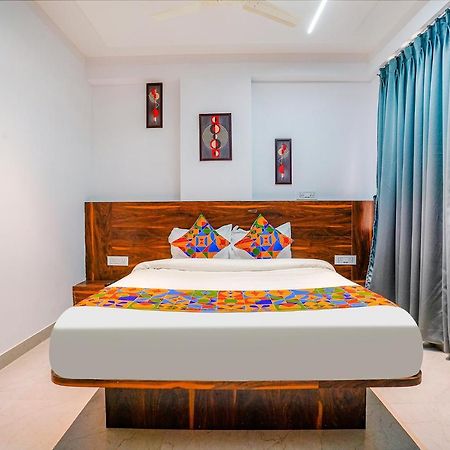 Fabhotel Crystal Inn - Nr Suvarndeep Chowk Pimpri-Chinchwad Buitenkant foto