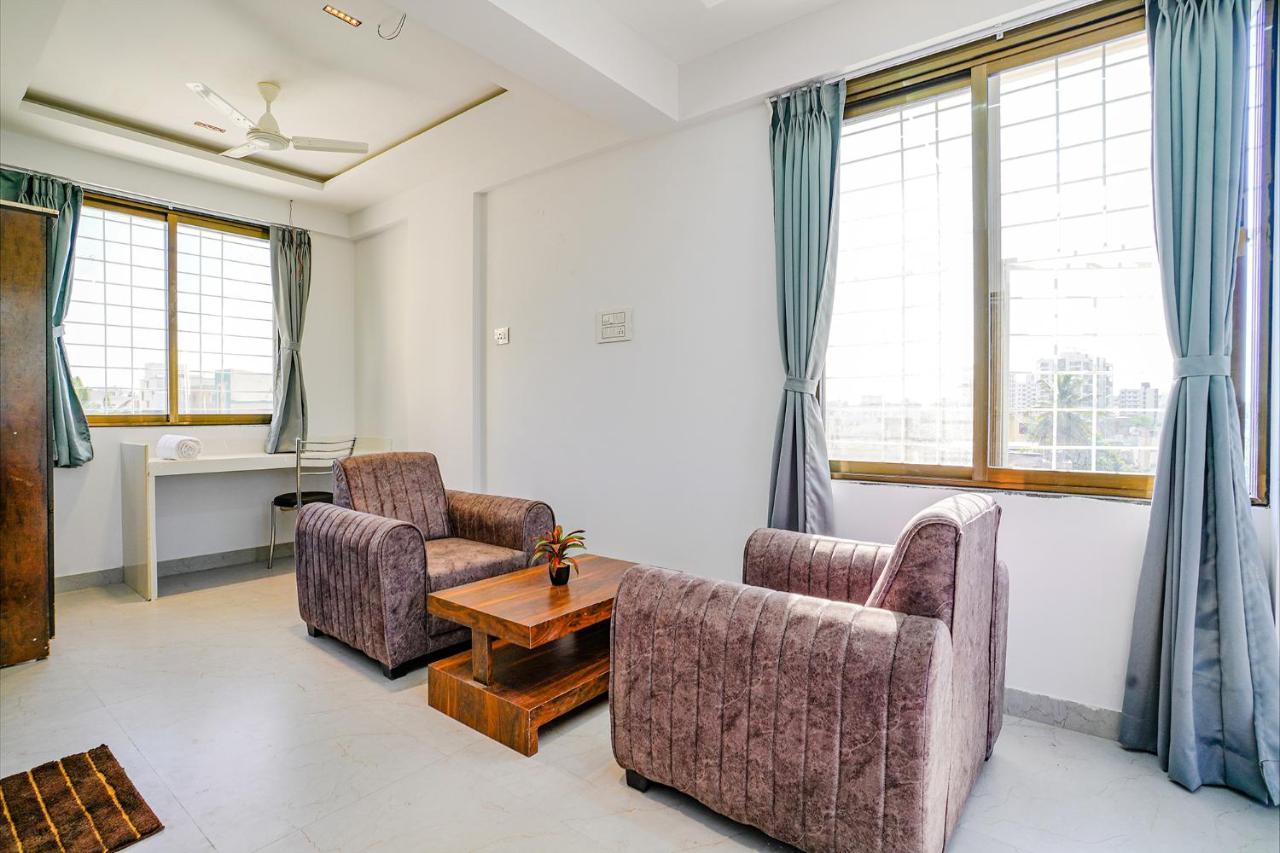 Fabhotel Crystal Inn - Nr Suvarndeep Chowk Pimpri-Chinchwad Buitenkant foto